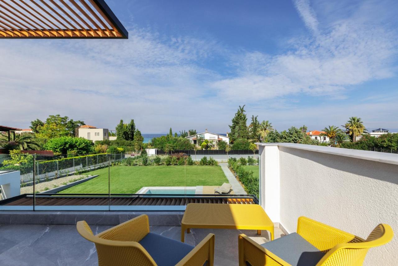 Summer Pearls Luxury Villas Polychrono Exterior photo